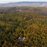 Zseri Vadaszhaz
