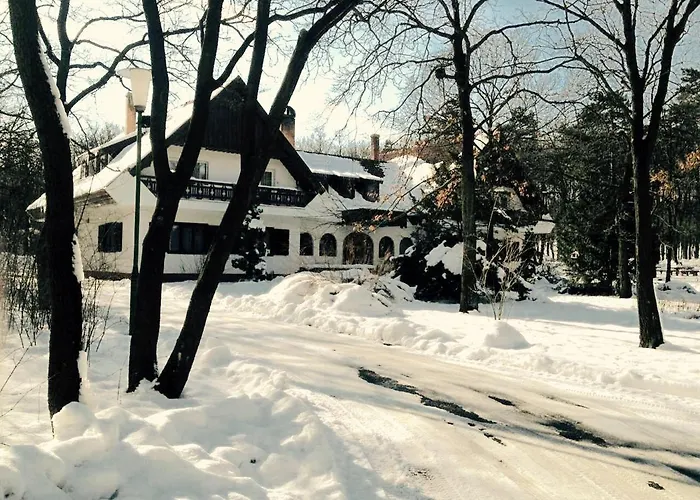 Zseri Vadaszhaz Penzion 3*